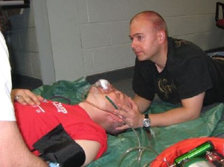 Stabilizing head with oxygen administered